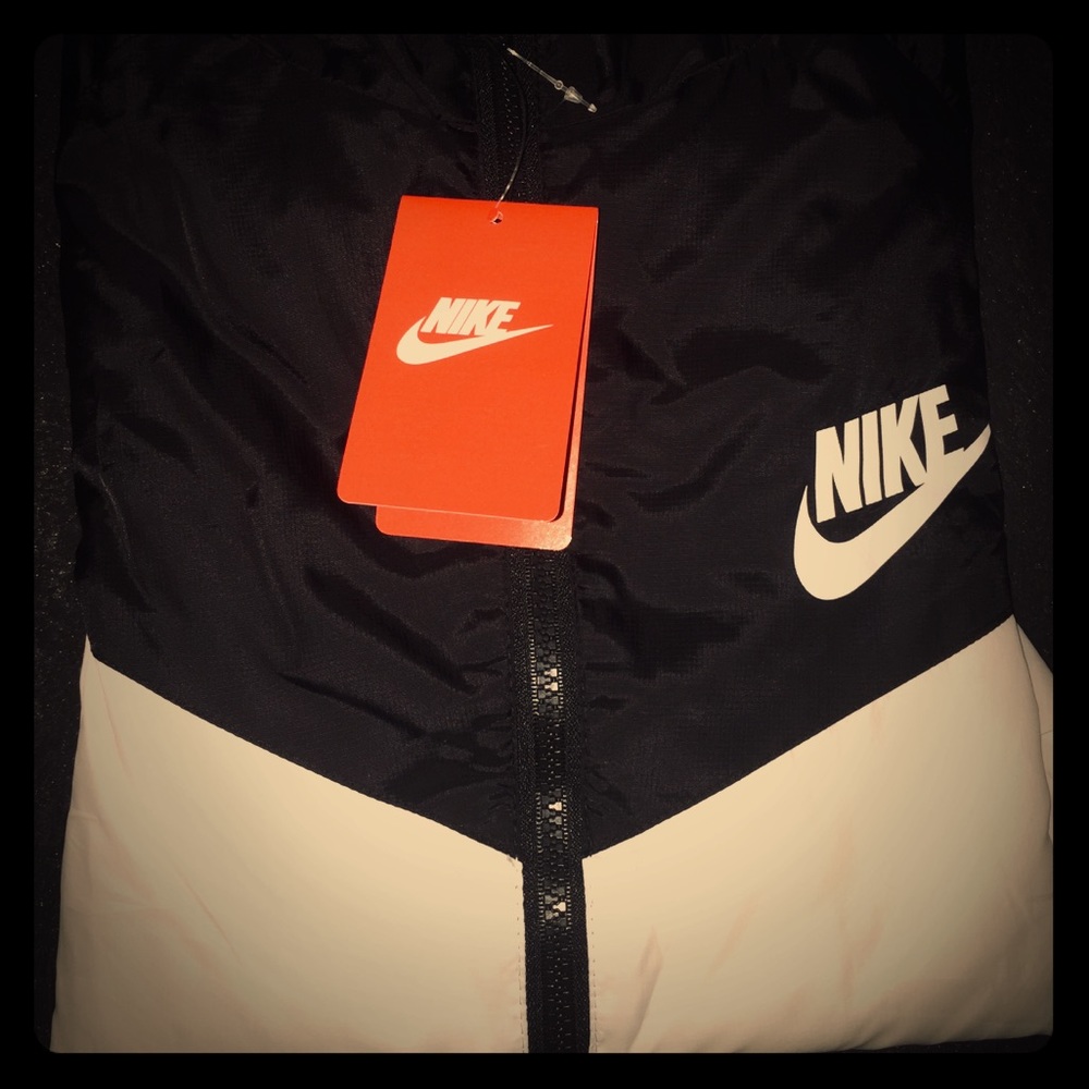Nike windbreaker